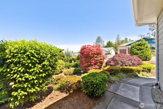 40 Coral Drive, Sequim, WA 98382