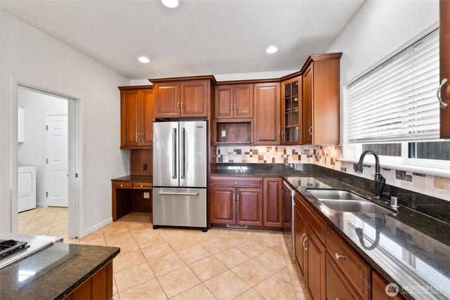 40 Coral Drive, Sequim, WA 98382