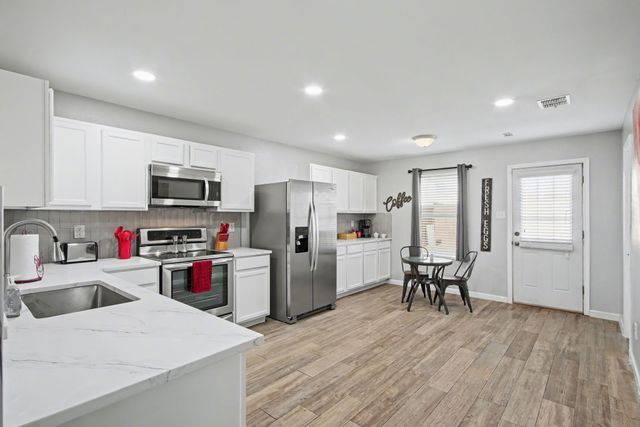 2213 Bradford Pear Drive, Little Elm, TX 75068