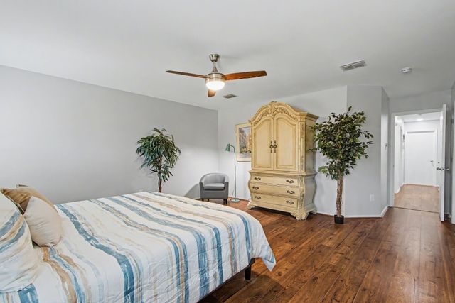 2213 Bradford Pear Drive, Little Elm, TX 75068