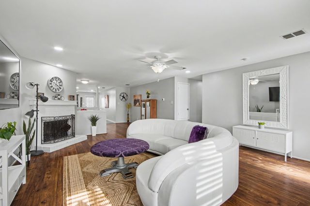 2213 Bradford Pear Drive, Little Elm, TX 75068