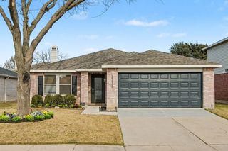 2213 Bradford Pear Drive, Little Elm, TX 75068