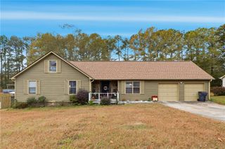 2135 Pinella Drive, Grayson, GA 30017
