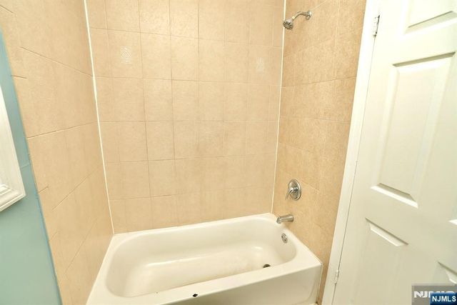 711 S 11th Street, Newark, NJ 07103