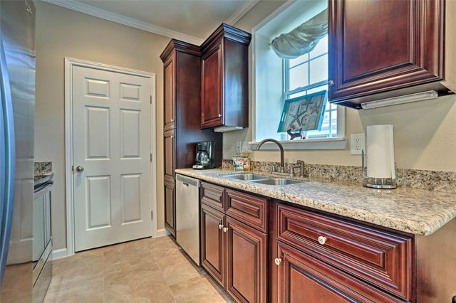 7000 Seawall Boulevard 914, Galveston, TX 77551