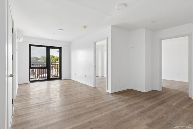 70-25 Queens Boulevard 7J, Woodside, NY 11377