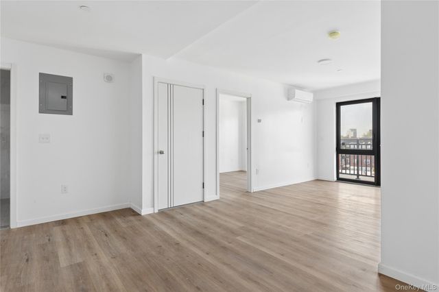 70-25 Queens Boulevard 7J, Woodside, NY 11377
