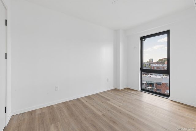 70-25 Queens Boulevard 7J, Woodside, NY 11377