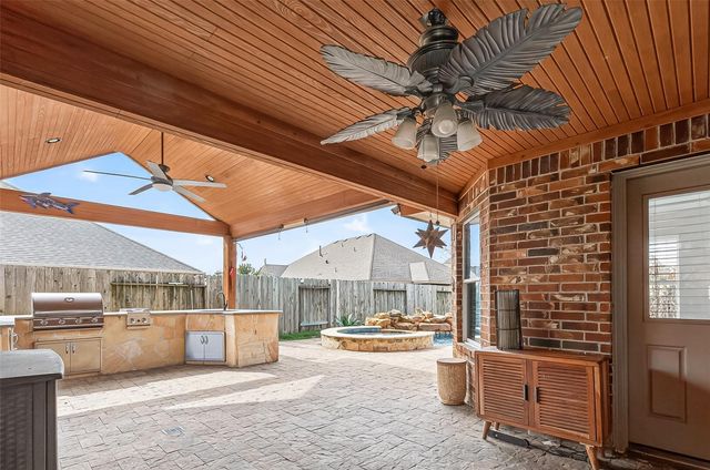 21404 Dove Haven Court, Porter, TX 77365