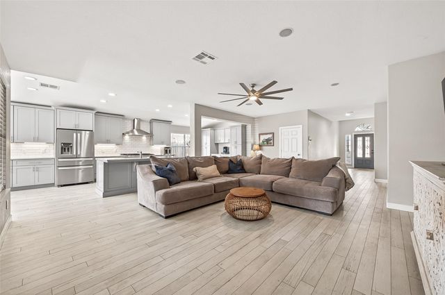 21404 Dove Haven Court, Porter, TX 77365