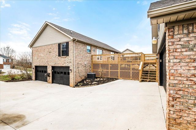 38 Pinnacle Pointe Drive, Somerset, KY 42503