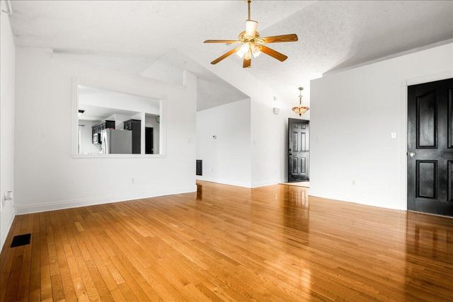 38 Pinnacle Pointe Drive, Somerset, KY 42503