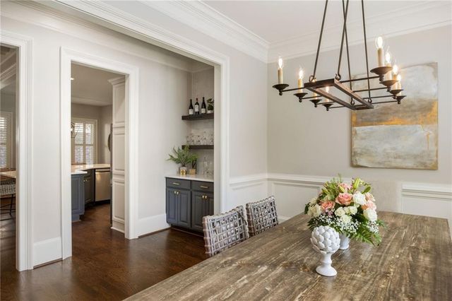 320 Valley Brook Way NE, Atlanta, GA 30342