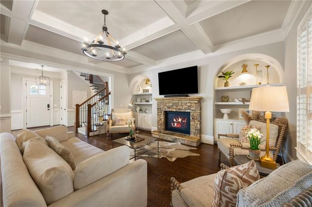 320 Valley Brook Way NE, Atlanta, GA 30342