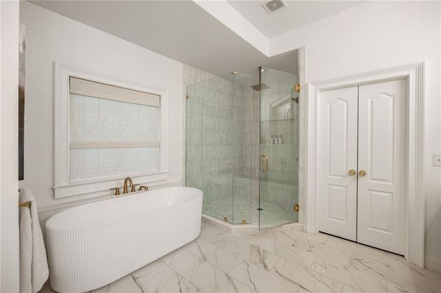 320 Valley Brook Way NE, Atlanta, GA 30342