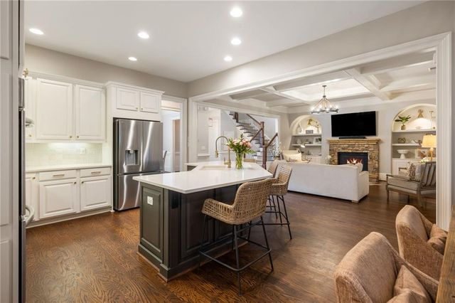 320 Valley Brook Way NE, Atlanta, GA 30342