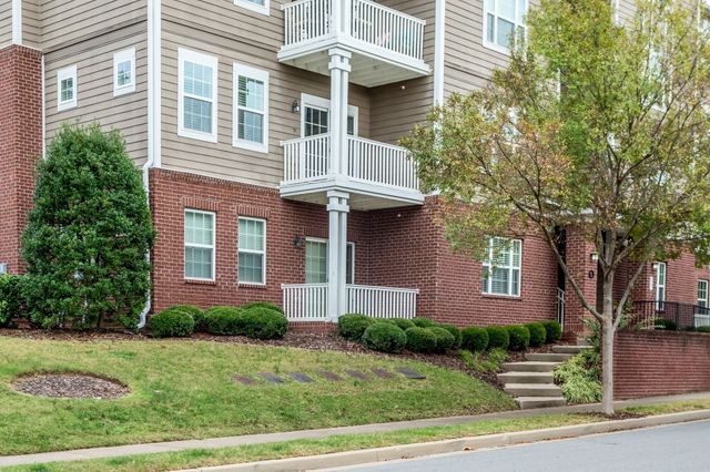 8121 Lenox Creekside Dr Unit 3, Antioch, TN 37013