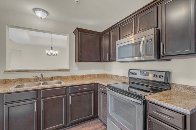 8121 Lenox Creekside Dr Unit 3, Antioch, TN 37013