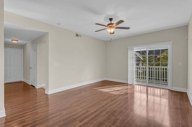 8121 Lenox Creekside Dr Unit 3, Antioch, TN 37013