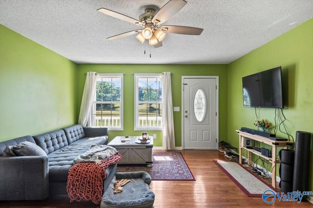 2040 Whitesville Road, Albertville, AL 35950