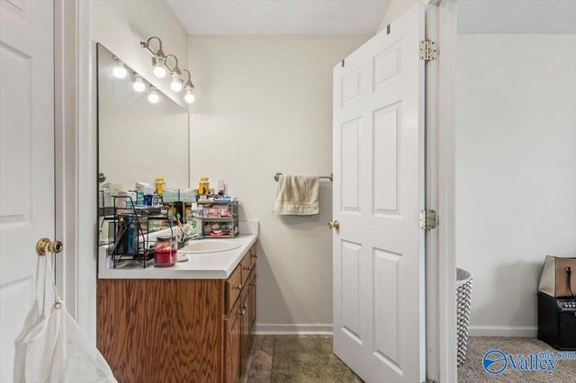 2040 Whitesville Road, Albertville, AL 35950