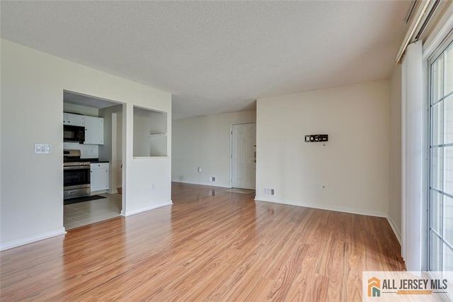 69 Amberly Court 165, Franklin Park, NJ 08823