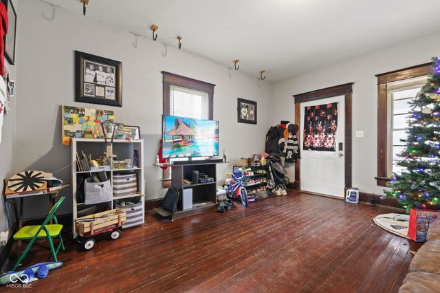 233 N Oxford Street, Indianapolis, IN 46201