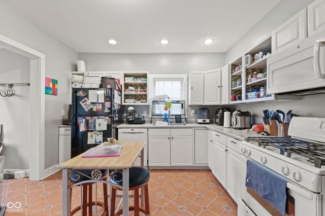 233 N Oxford Street, Indianapolis, IN 46201