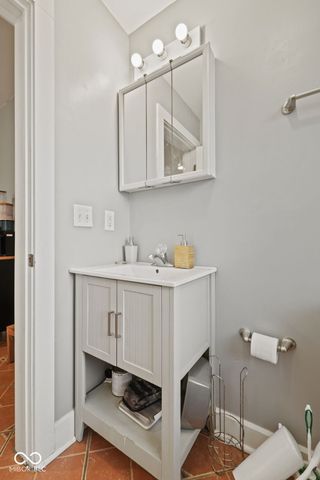 233 N Oxford Street, Indianapolis, IN 46201