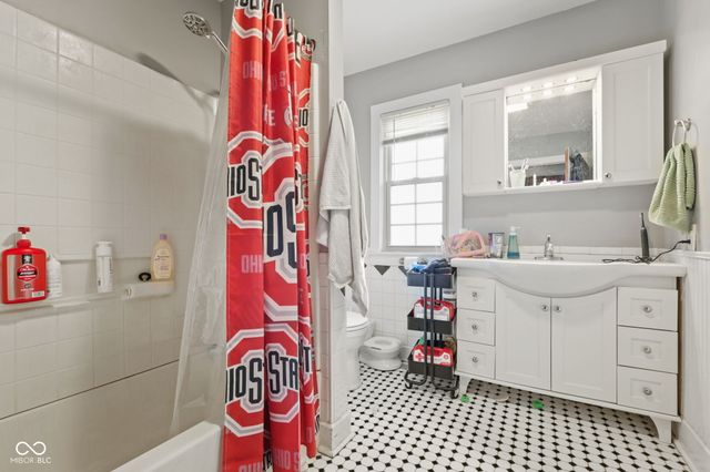 233 N Oxford Street, Indianapolis, IN 46201