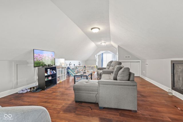 233 N Oxford Street, Indianapolis, IN 46201