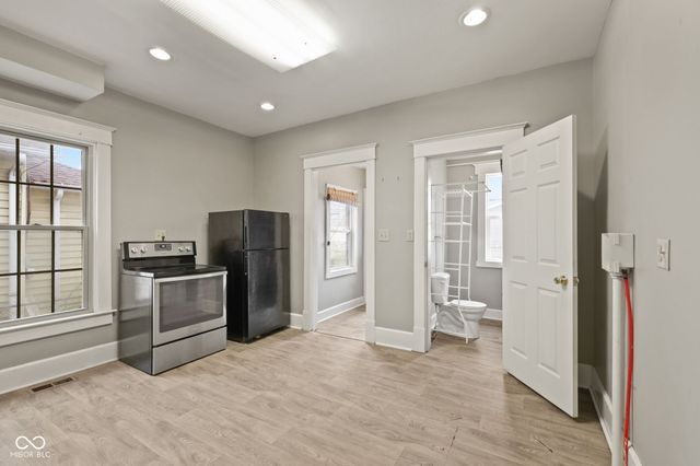 233 N Oxford Street, Indianapolis, IN 46201