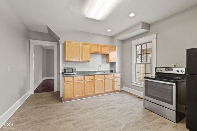 233 N Oxford Street, Indianapolis, IN 46201