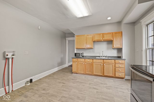 233 N Oxford Street, Indianapolis, IN 46201