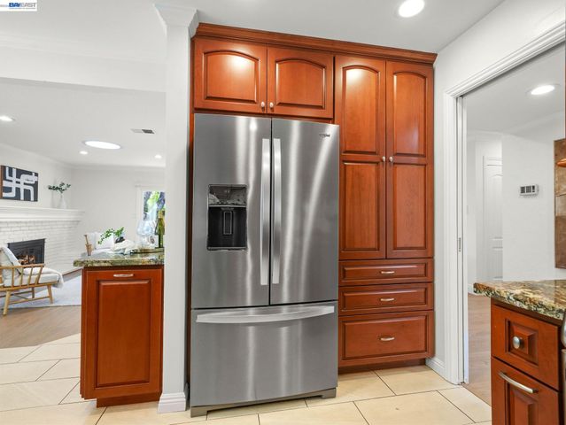 3051 Knights Bridge Rd, San Jose, CA 95132