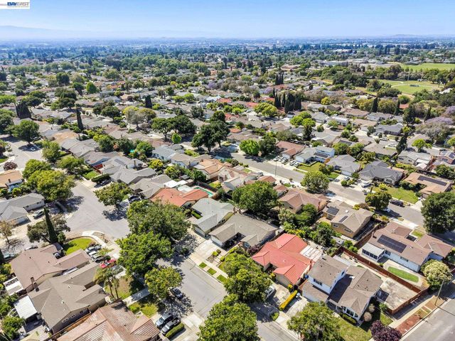 3051 Knights Bridge Rd, San Jose, CA 95132