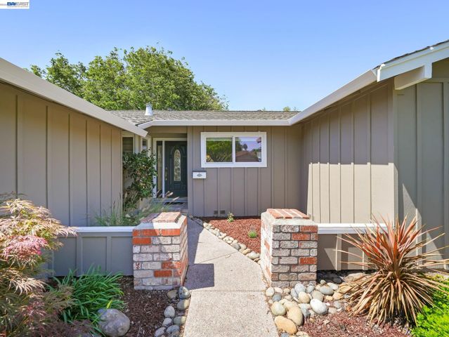 3051 Knights Bridge Rd, San Jose, CA 95132