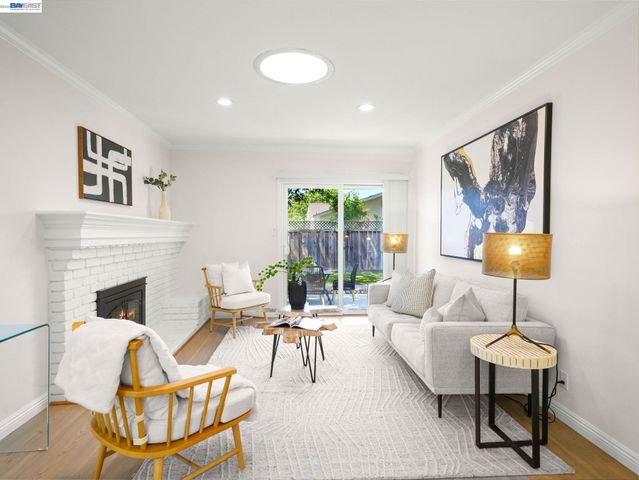 3051 Knights Bridge Rd, San Jose, CA 95132