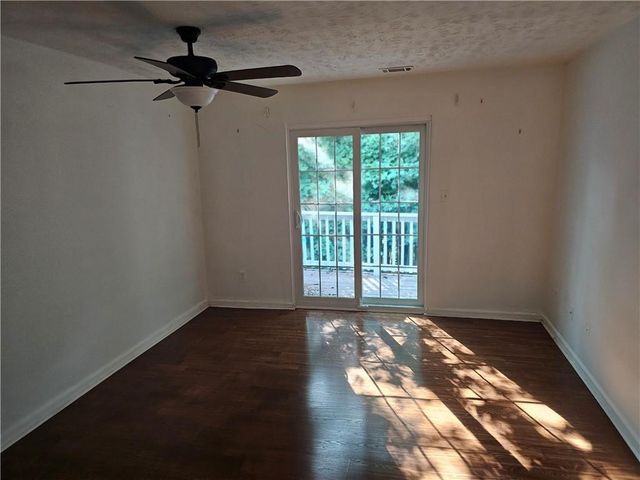 1909 Brian Way, Decatur, GA 30033