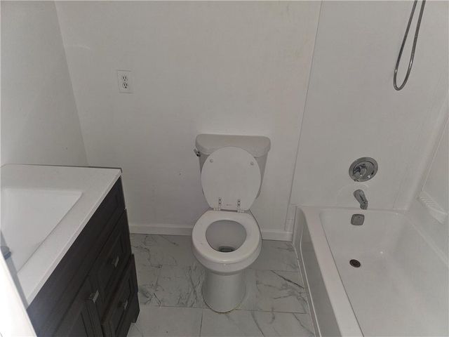 1909 Brian Way, Decatur, GA 30033