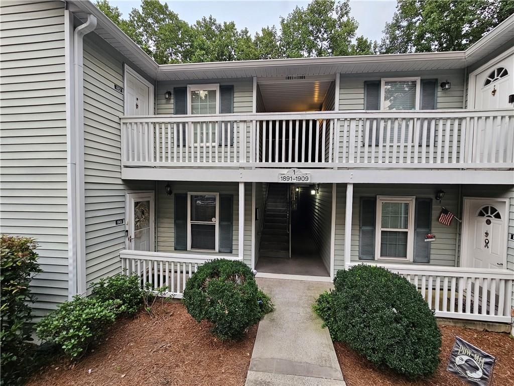 1909 Brian Way, Decatur, GA 30033