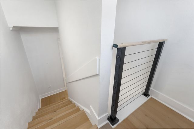 5 Tiki Circle, Tiki Island, TX 77554