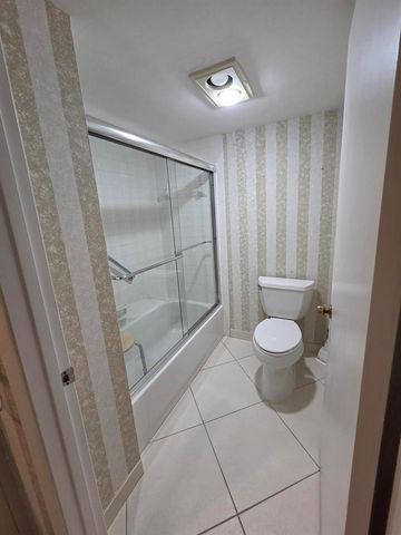 21500 Cypress Hammock Drive 38e, Boca Raton, FL 33428