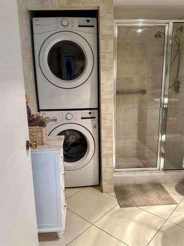 21500 Cypress Hammock Drive 38e, Boca Raton, FL 33428