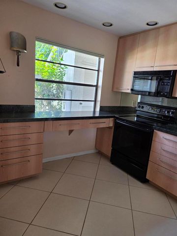 21500 Cypress Hammock Drive 38e, Boca Raton, FL 33428