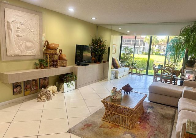 21500 Cypress Hammock Drive 38e, Boca Raton, FL 33428