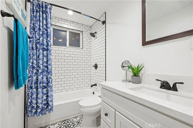 467 Susan Ave, Moorpark, CA 93021