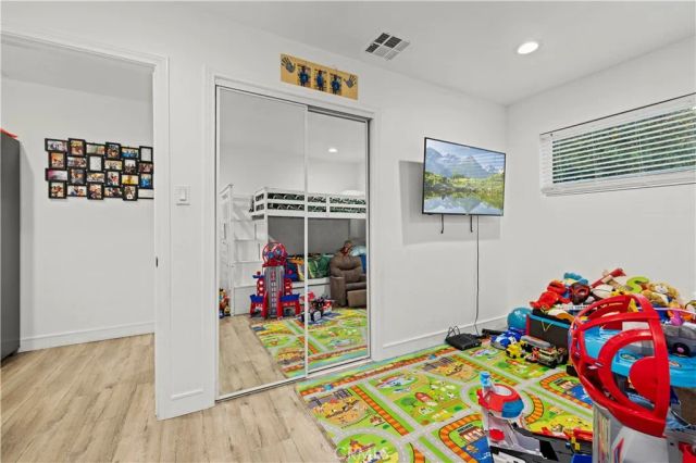 467 Susan Ave, Moorpark, CA 93021