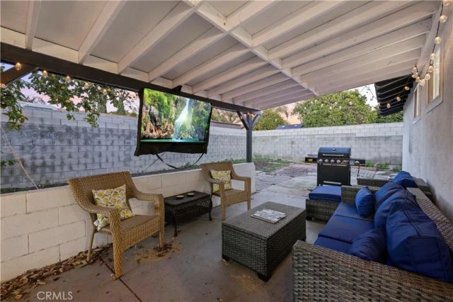467 Susan Ave, Moorpark, CA 93021