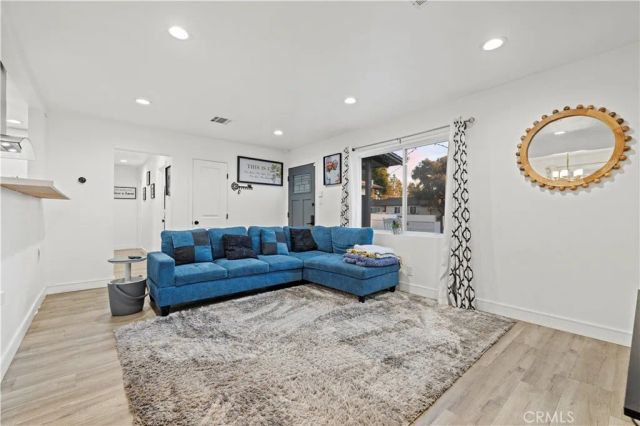 467 Susan Ave, Moorpark, CA 93021
